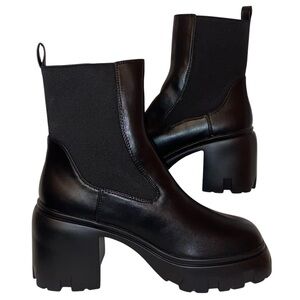 PRETTY LITTLE THINGS Chunky Sole MotoCulture Booties Black in Size 8